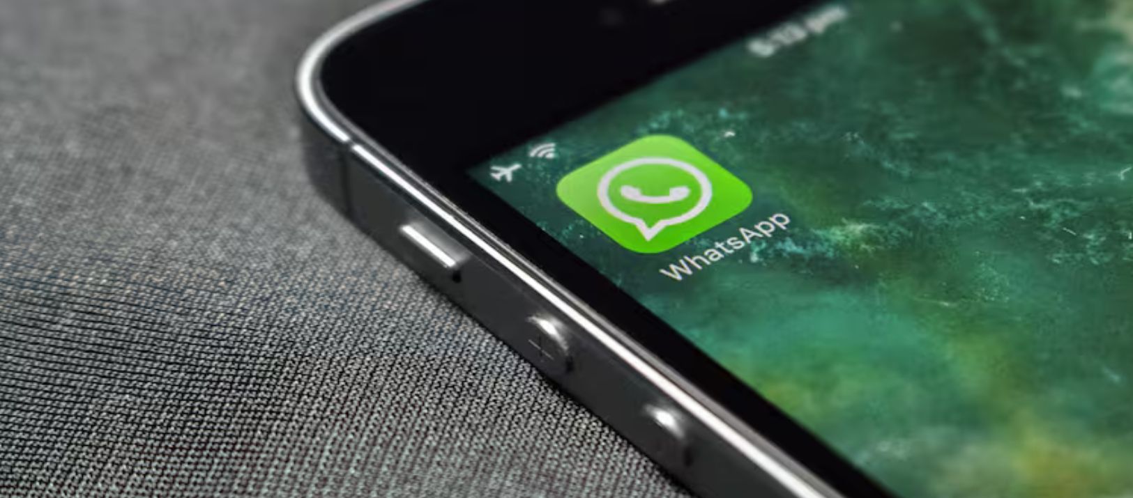 Imagen de la noticia: Cómo borrar los archivos basura de WhatsApp para ahorrar memoria en el celular